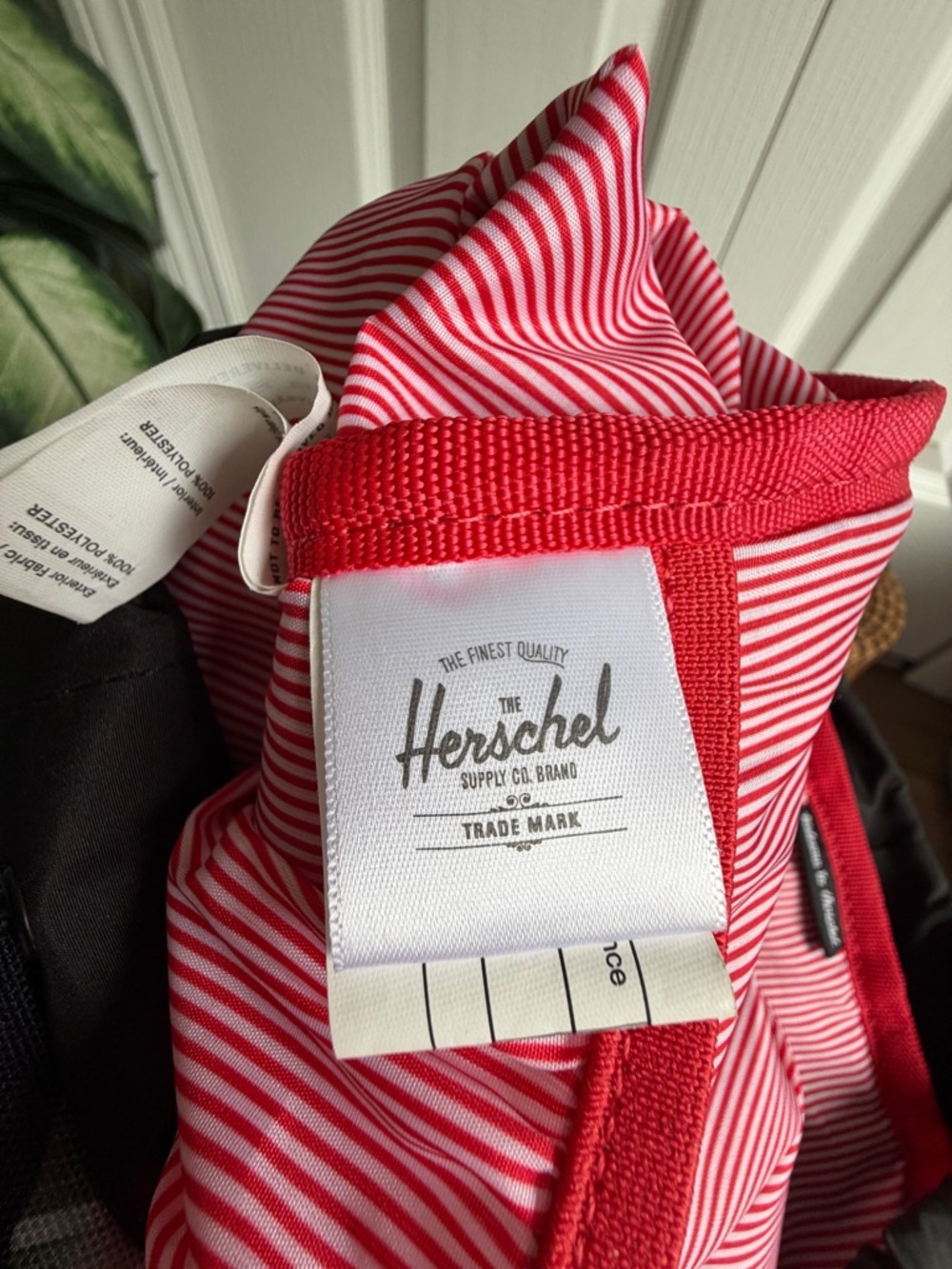 The Herschel Supply Co. Dawson Tropical Retreat Unisex Backpack - School Bag - Picture 5 of 15